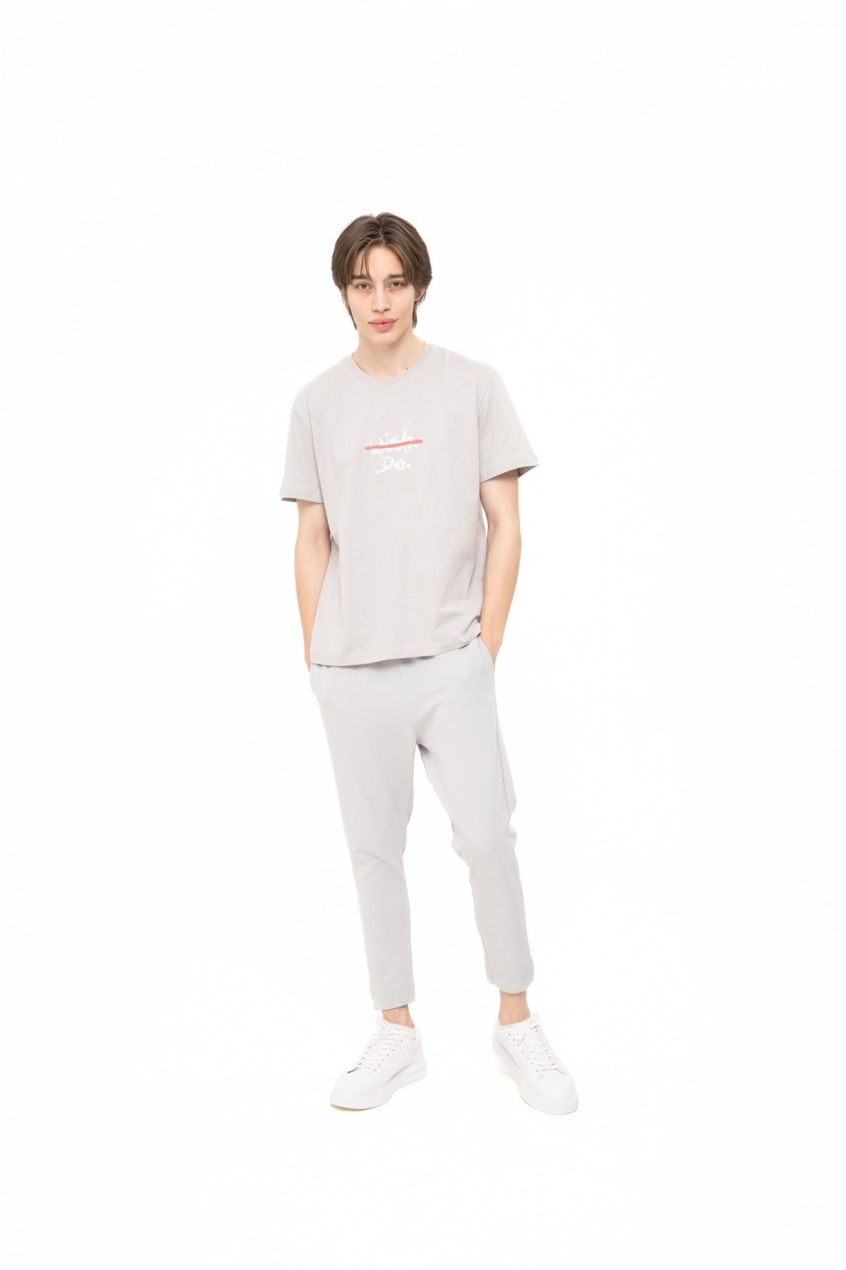 WISH DO T-SHIRT GREYT-SHIRTWATCH OF ROYALWSHDOGREYWISH DO T-SHIRT GREY