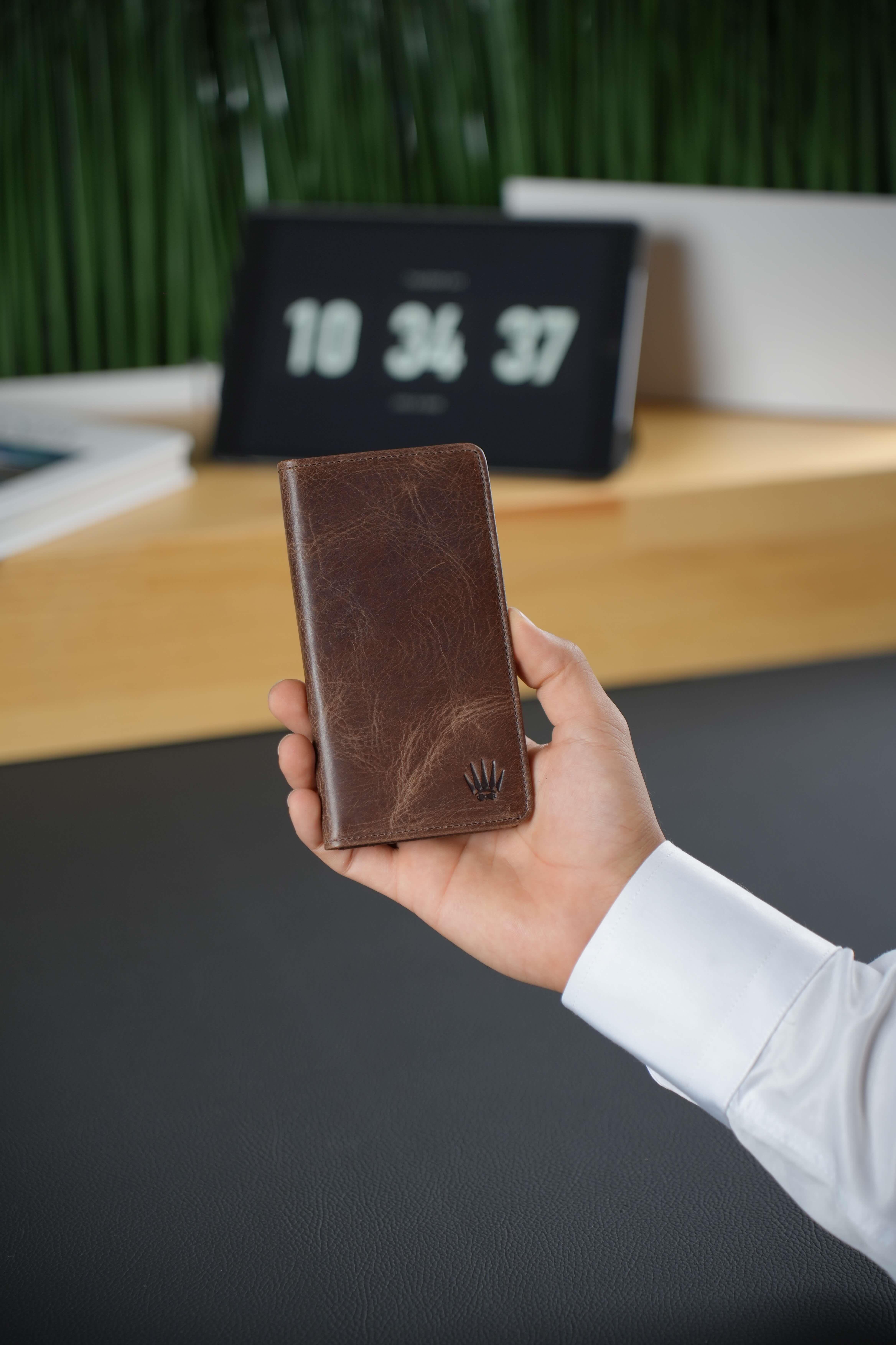 Hakiki Deri Cüzdan Kahverengi %100 Hakiki Deri 5 Kart Bölmeli Minimalist Cüzdan & Kartlık MınıelegantTelefon Cüzdanı KonseptWATCHOFROYALMINIELEGANTHakiki Deri Cüzdan Kahverengi %100 Hakiki Deri 5 Kart Bölmeli Minimalist Cüzdan & Kartlık Mınıelegant