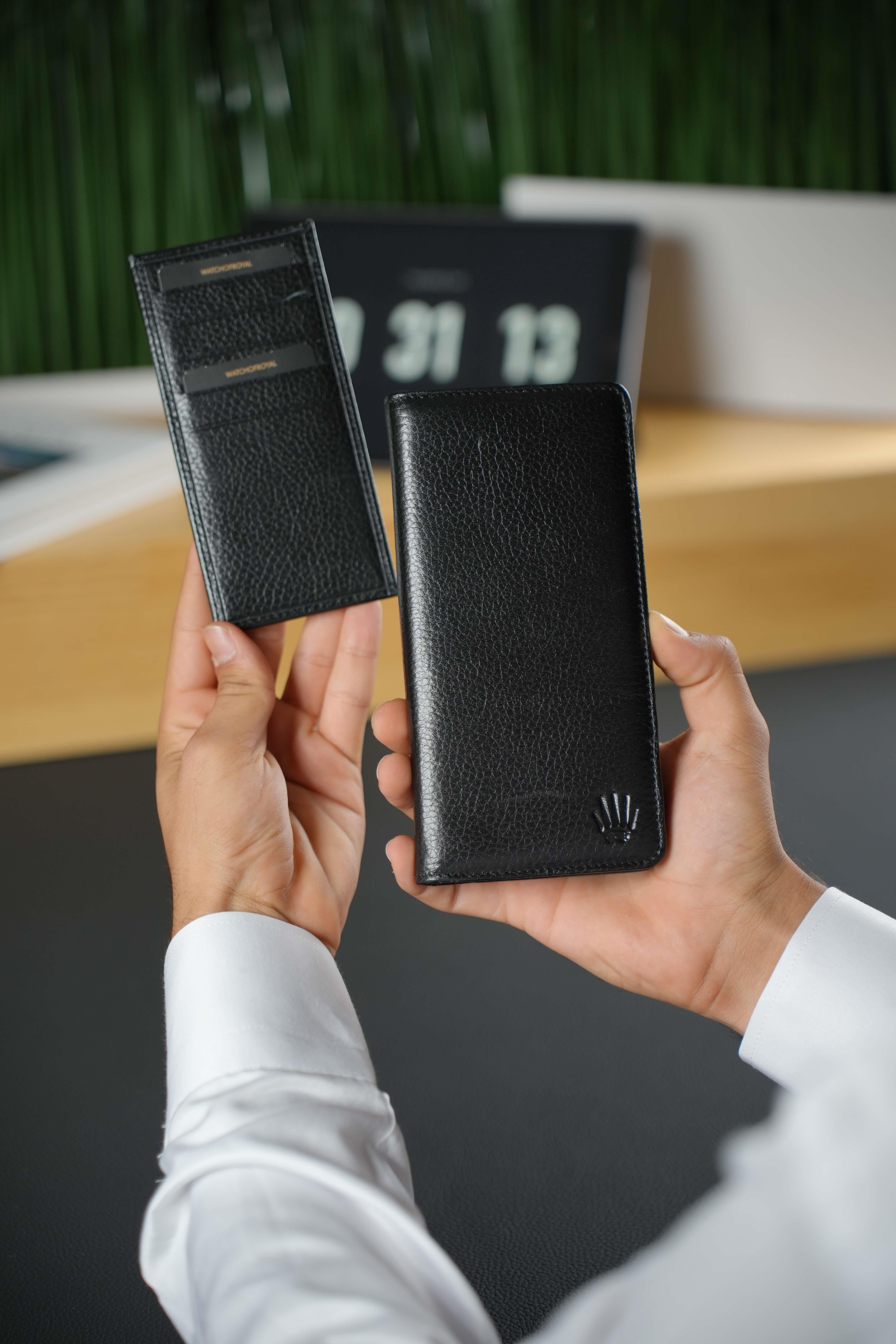 Wilson Siyah Hakiki Deri Telefon Cüzdanı Şık ve Fonksiyonel Deri CüzdanTelefon Cüzdanı KonseptWATCHOFROYALwilsonWilson Siyah Hakiki Deri Telefon Cüzdanı Şık ve Fonksiyonel Deri Cüzdan