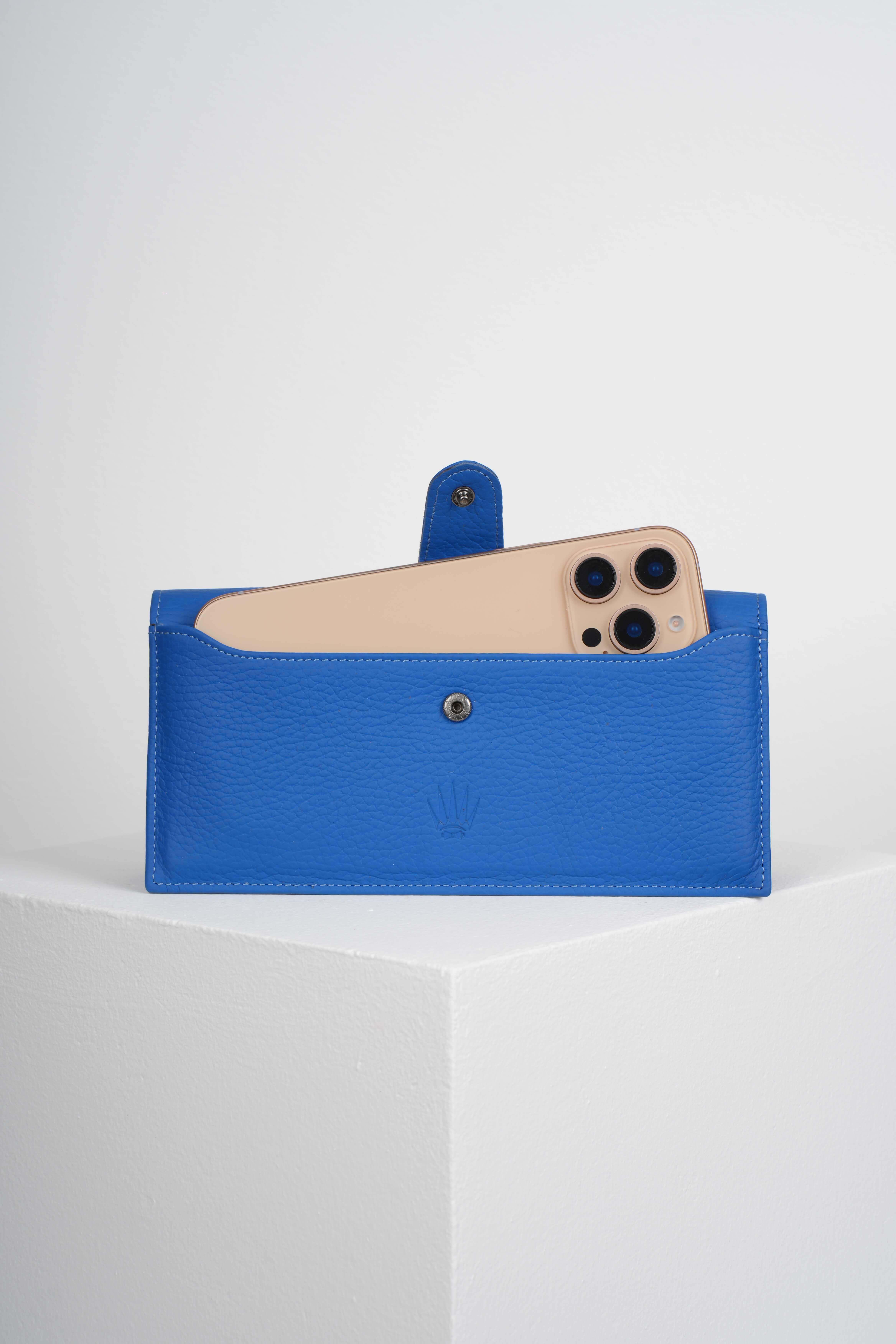 EMPIRE BLUE GENUINE LEATHER PHONE WALLETTelefon CüzdanıWATCHOFROYALEMPRBLEMPIRE BLUE GENUINE LEATHER PHONE WALLET