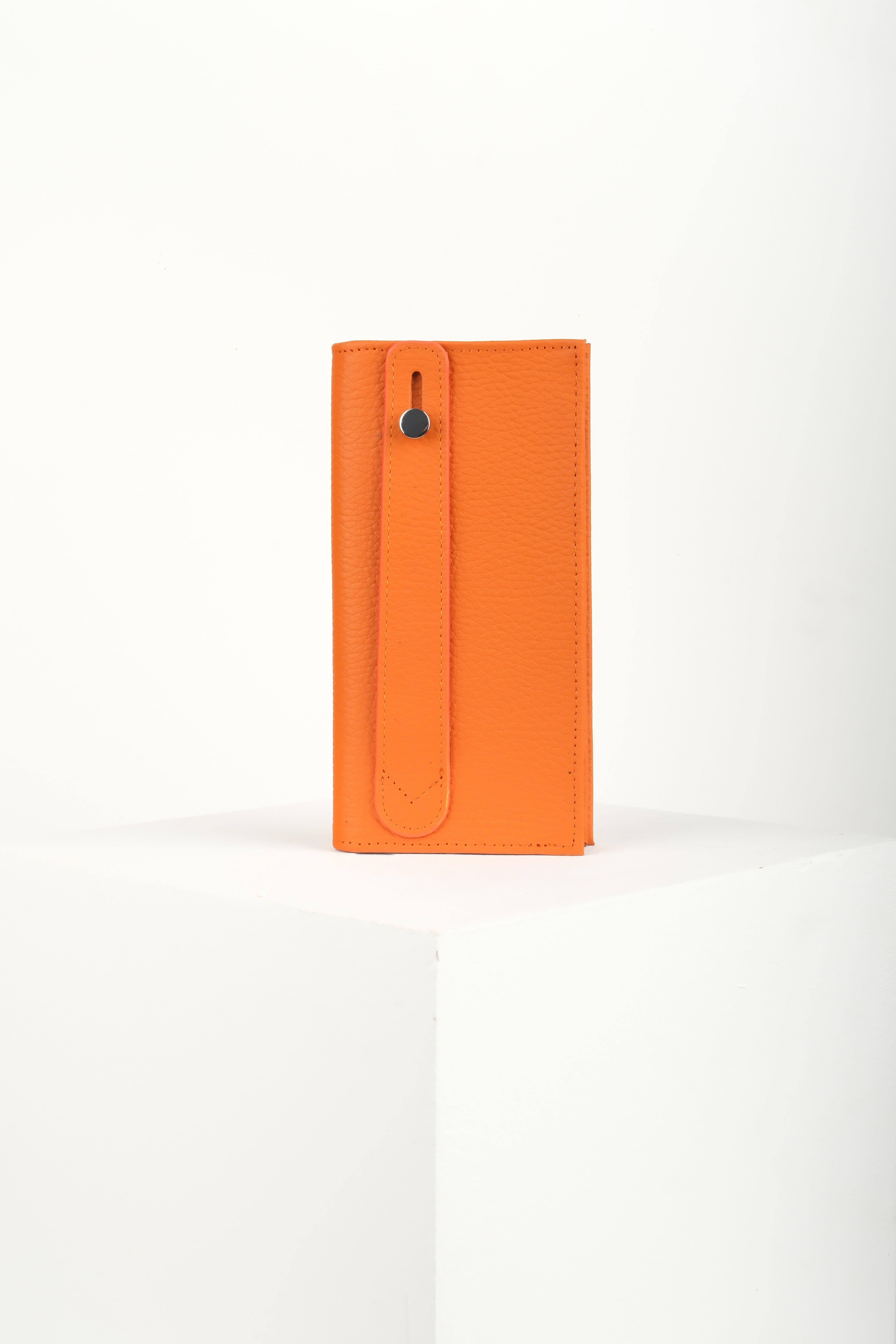 PARIS TURUNCU HAKİKİ DERİ TELEFON CÜZDANITelefon CüzdanıWATCHOFROYALPARİSPARIS TURUNCU HAKİKİ DERİ TELEFON CÜZDANI