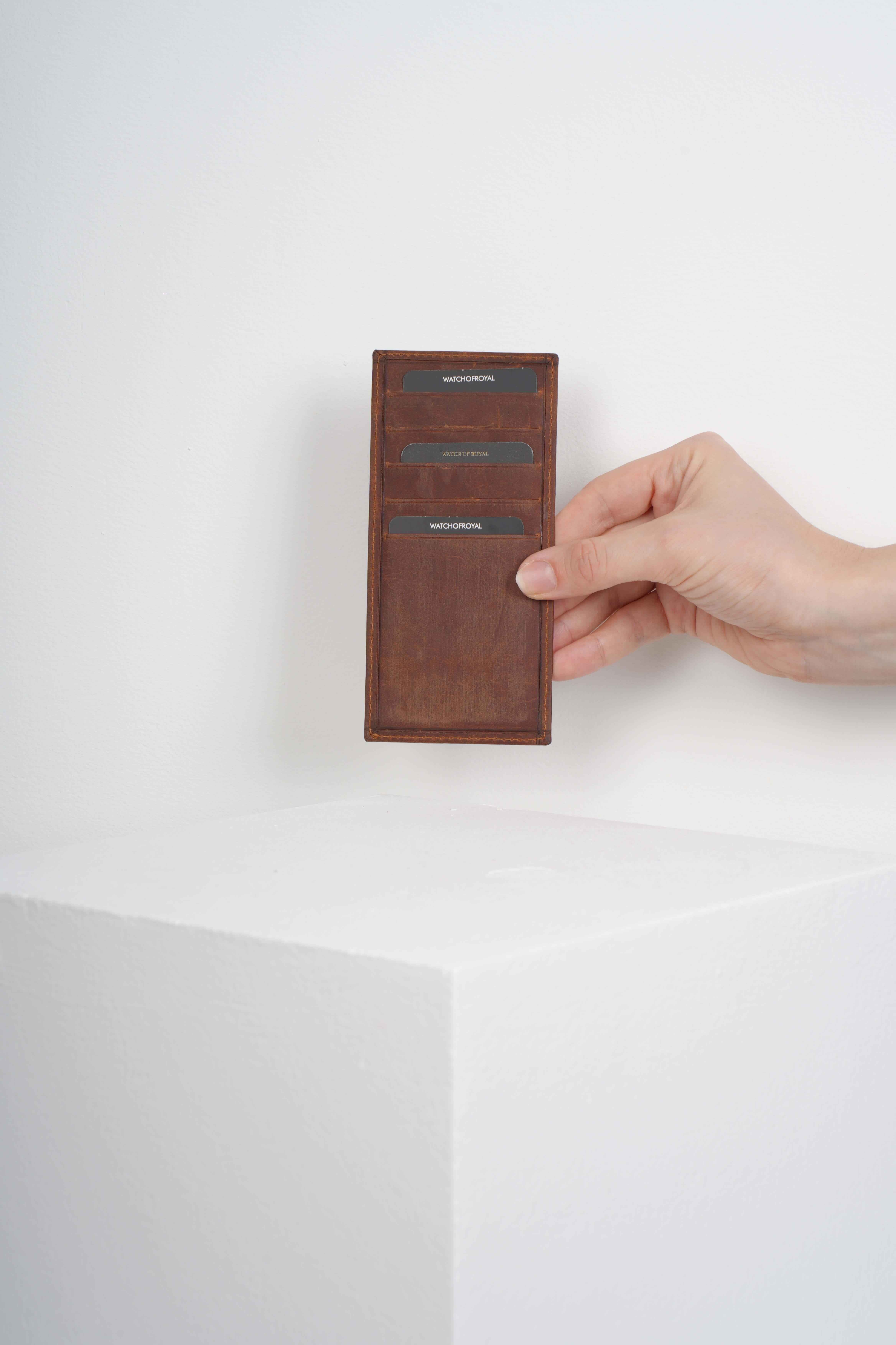 WILSON TIGUAN TABA HAKİKİ DERİ TELEFON CÜZDANITelefon CüzdanıWATCHOFROYALWLSNTGTABAWILSON TIGUAN TABA HAKİKİ DERİ TELEFON CÜZDANI