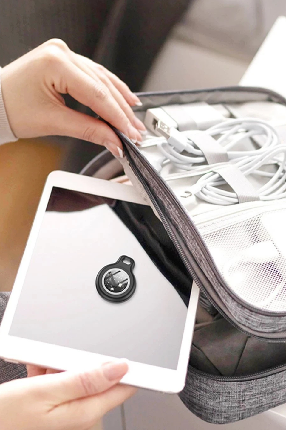 Apple Find My Özellikli Anti-Lost AirTag Takip Cihazı - BeyazTelefon CüzdanıWATCHOFROYALWORAİRTAGApple Find My Özellikli Anti-Lost AirTag Takip Cihazı - Beyaz