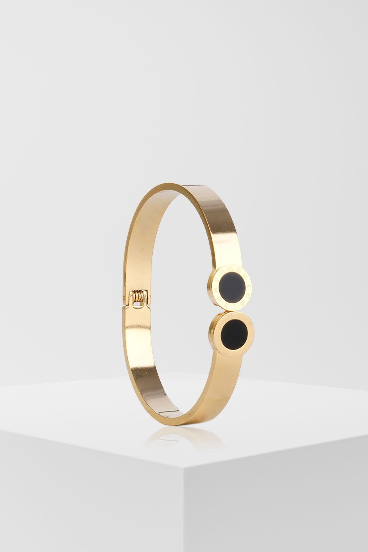 NOSTALGIA  GOLD STEEL BRACELETWATCHOFROYALNOSTALGIA NOSTALGIA  GOLD STEEL BRACELET