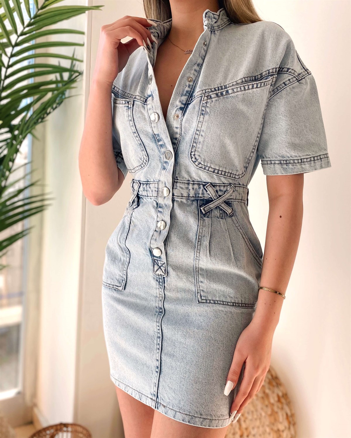 Açık Renk Mini Jean Elbise