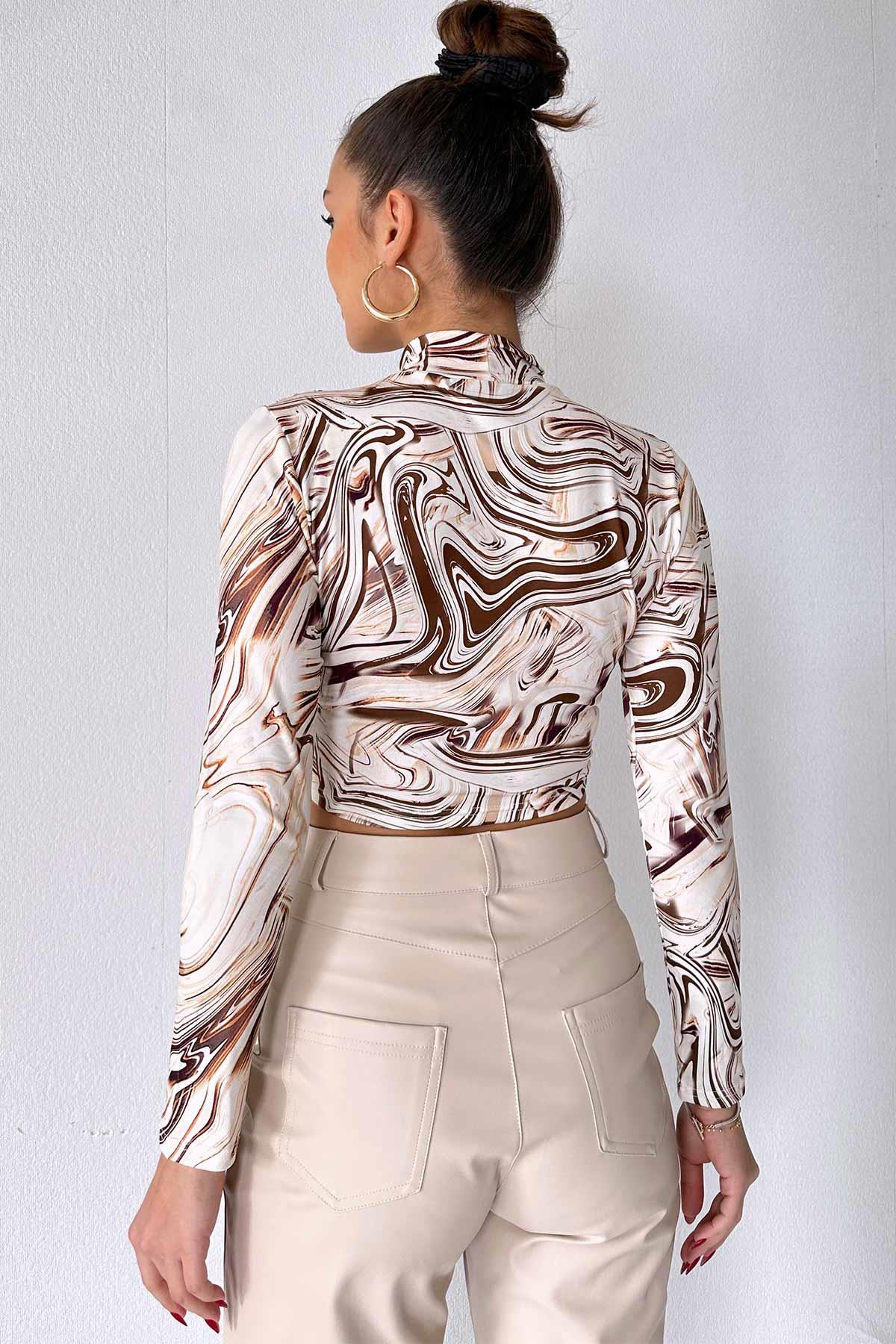 Batik Desenli Balıkçı Crop