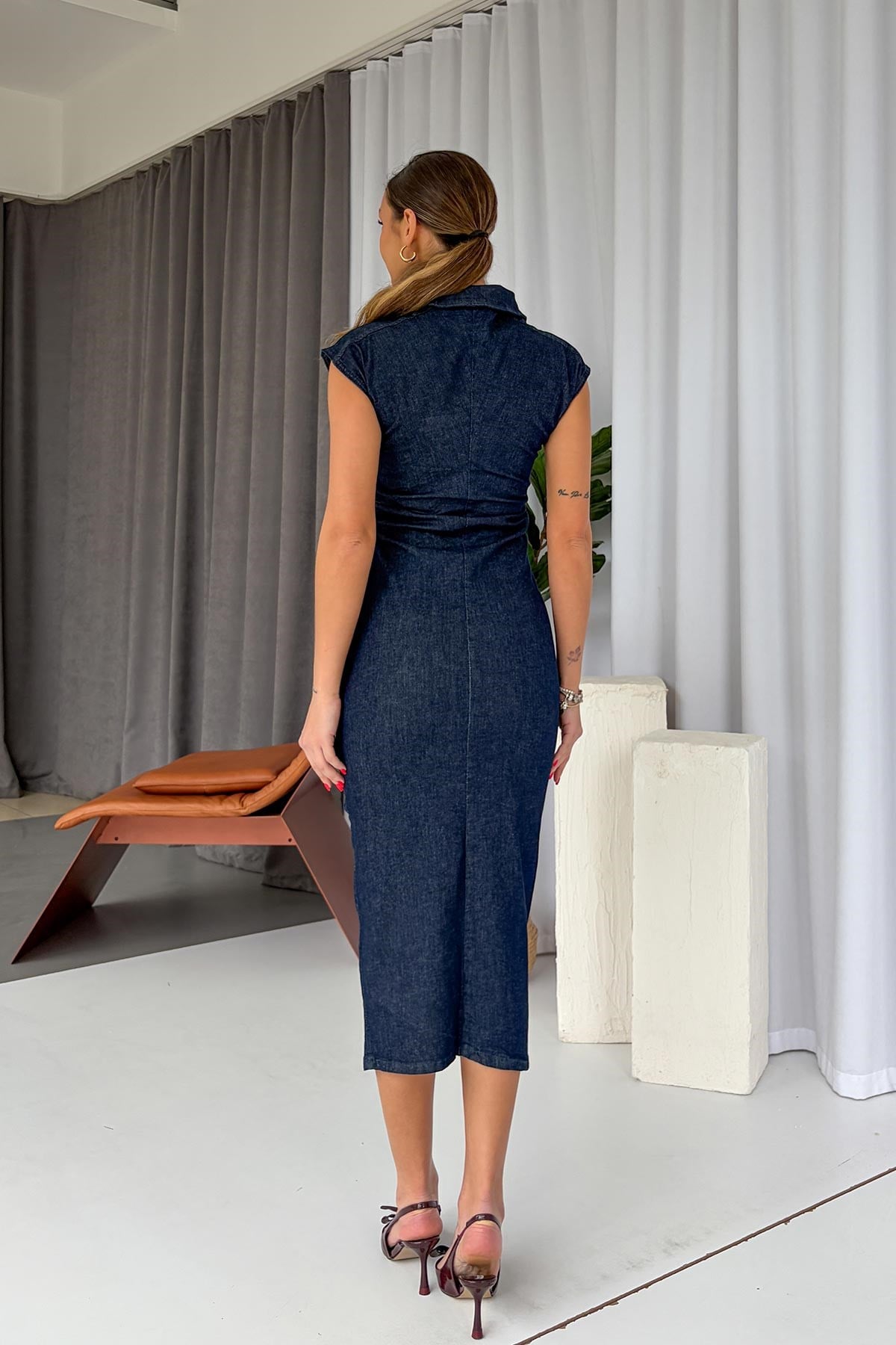 Bel Büzgü Detaylı Denim Kadın Elbise - Lacivert