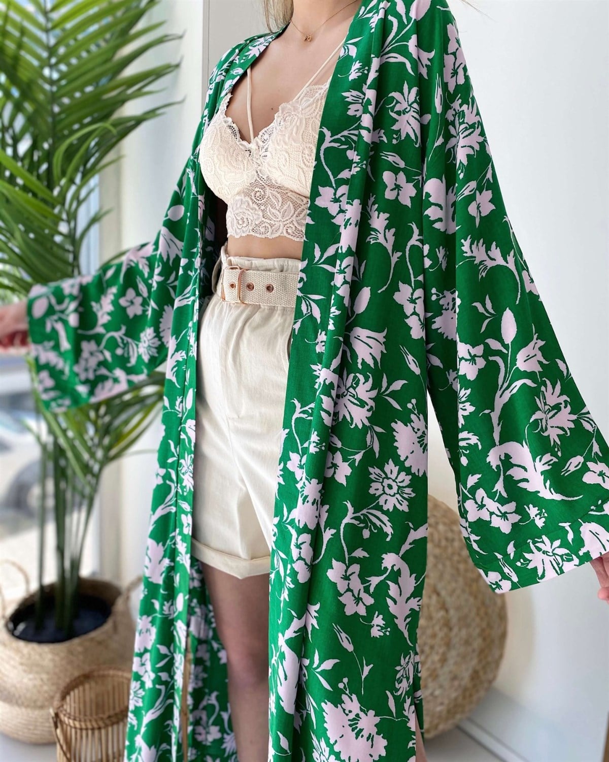 Çiçek Motifli Yeşil Kimono Ceket
