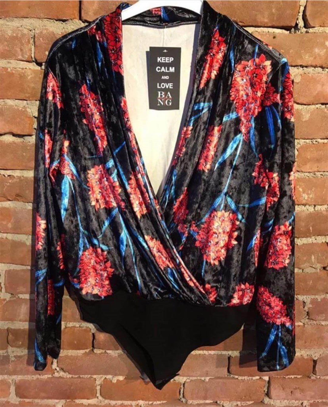 Çiçekli Kırmızı Kadife Kruvaze Body Suit