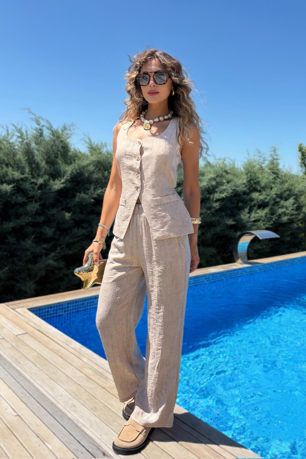 Kare Yaka Yelek Pantolon Kadın Takım - Bej