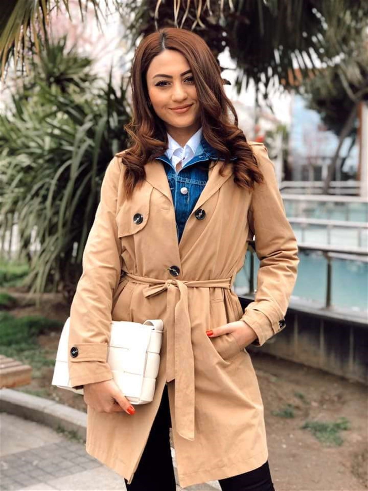 Kot Detaylı Midi Trenç