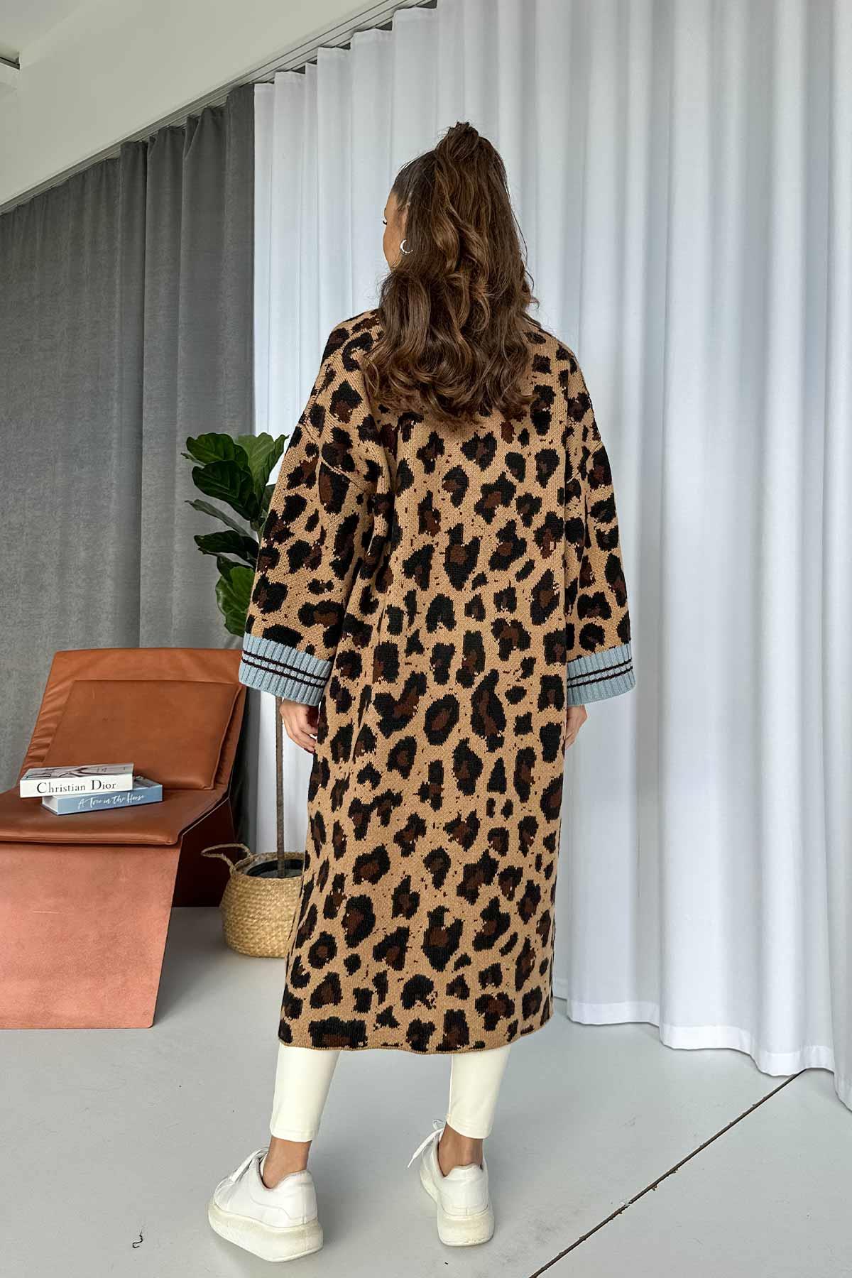 Leopar Desenli Şerit Detay Uzun Örme Hırka - Mavi