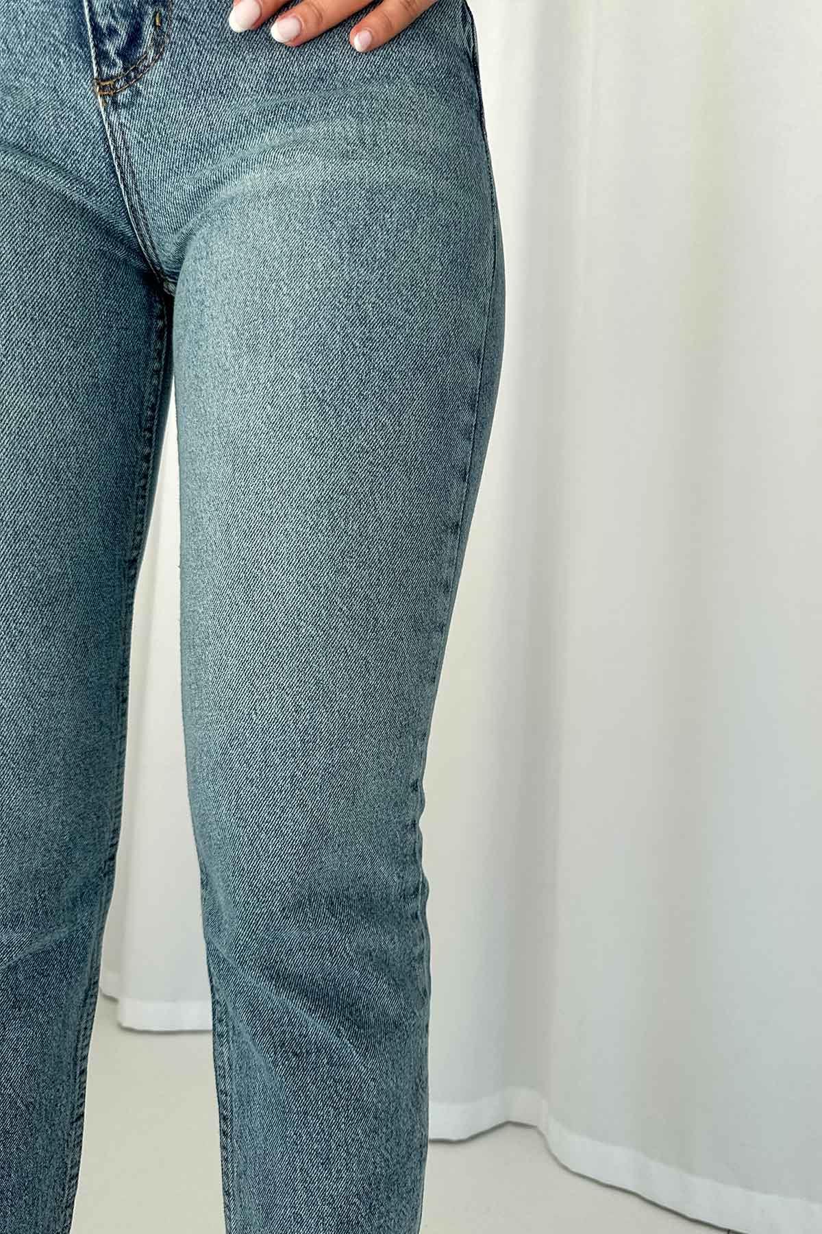 Paçası Kesik Detay Yüksek Bel Boyfit Jean - Mavi