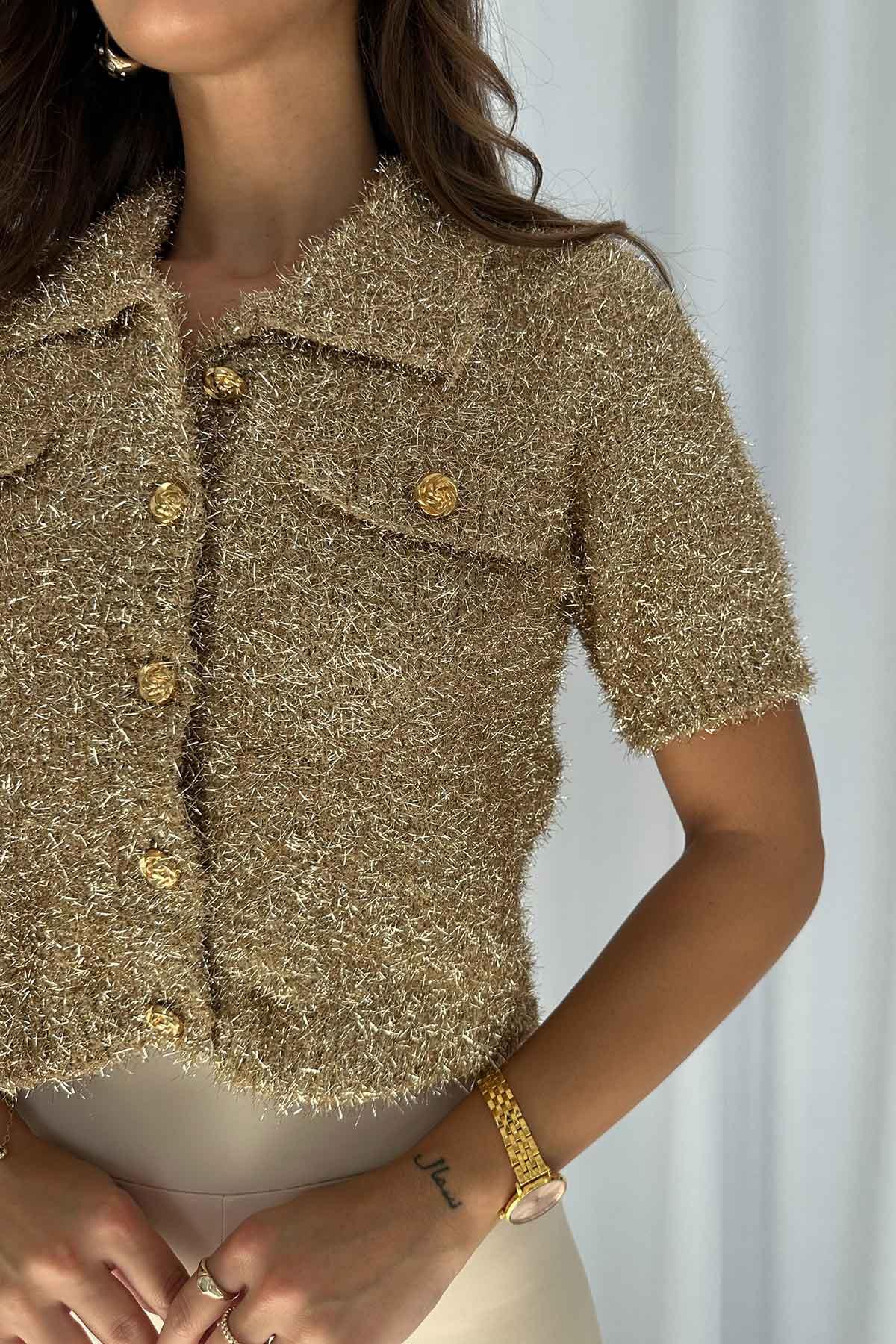Polo Yaka Düğmeli Yumuşak Dokulu Simli Hırka - Gold