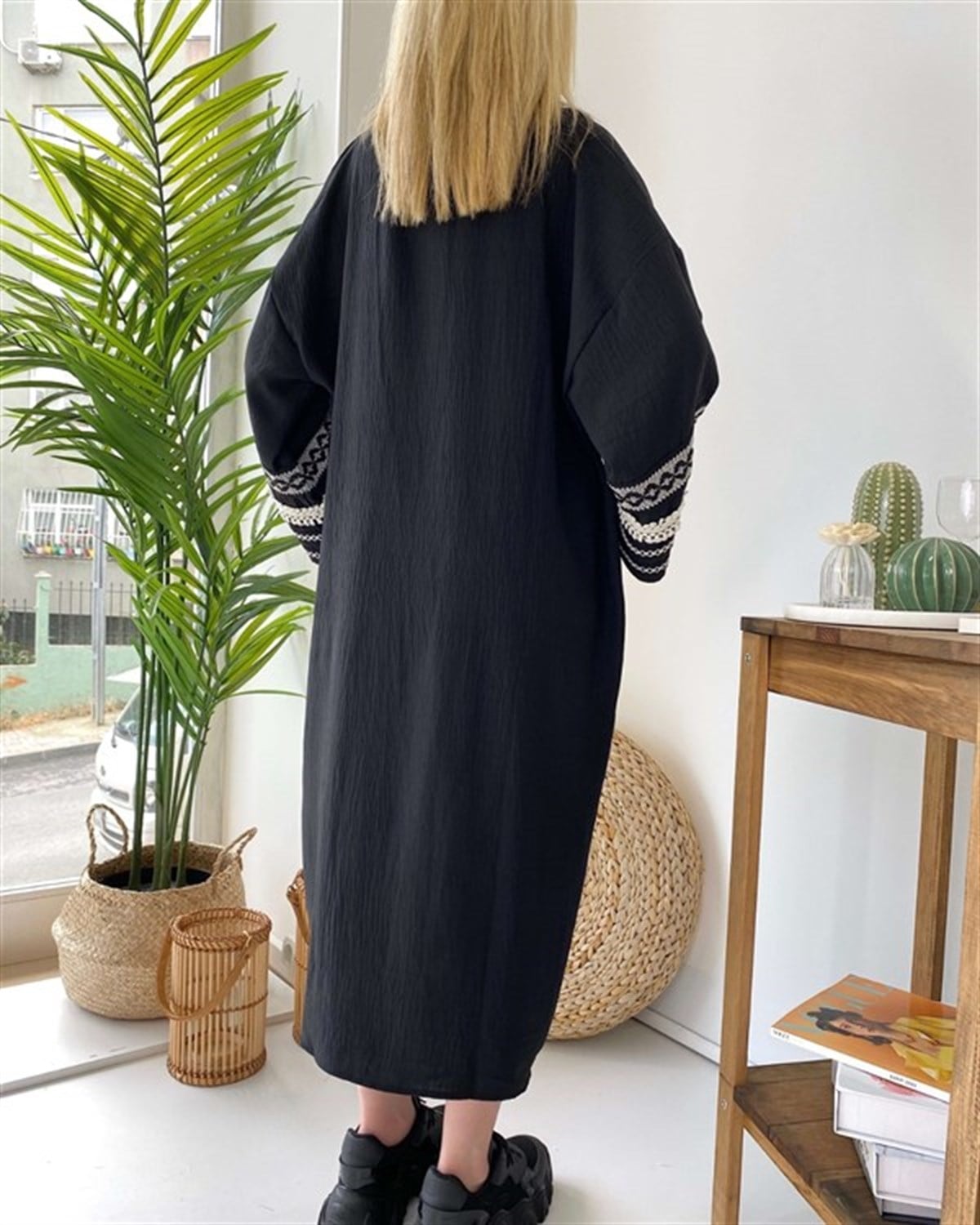 Sıra Dantelli Kimono - Siyah