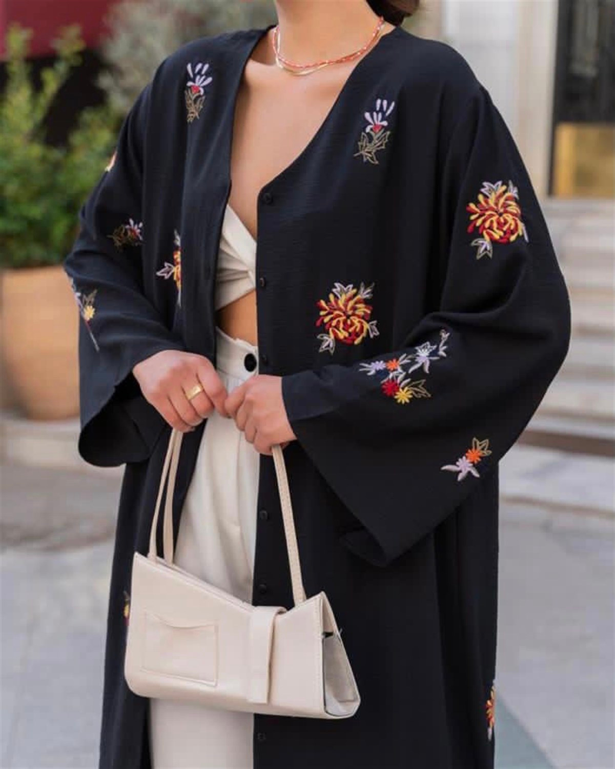 Siyah Nakış Çiçek Motifli Kimono Ceket