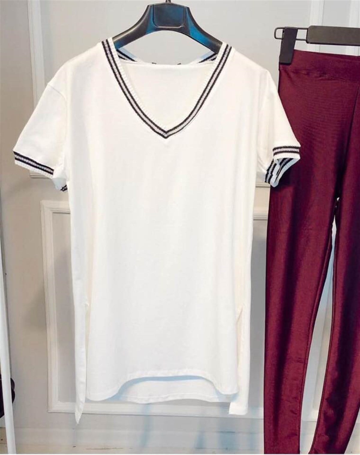 V Yaka  Simli Tshirt