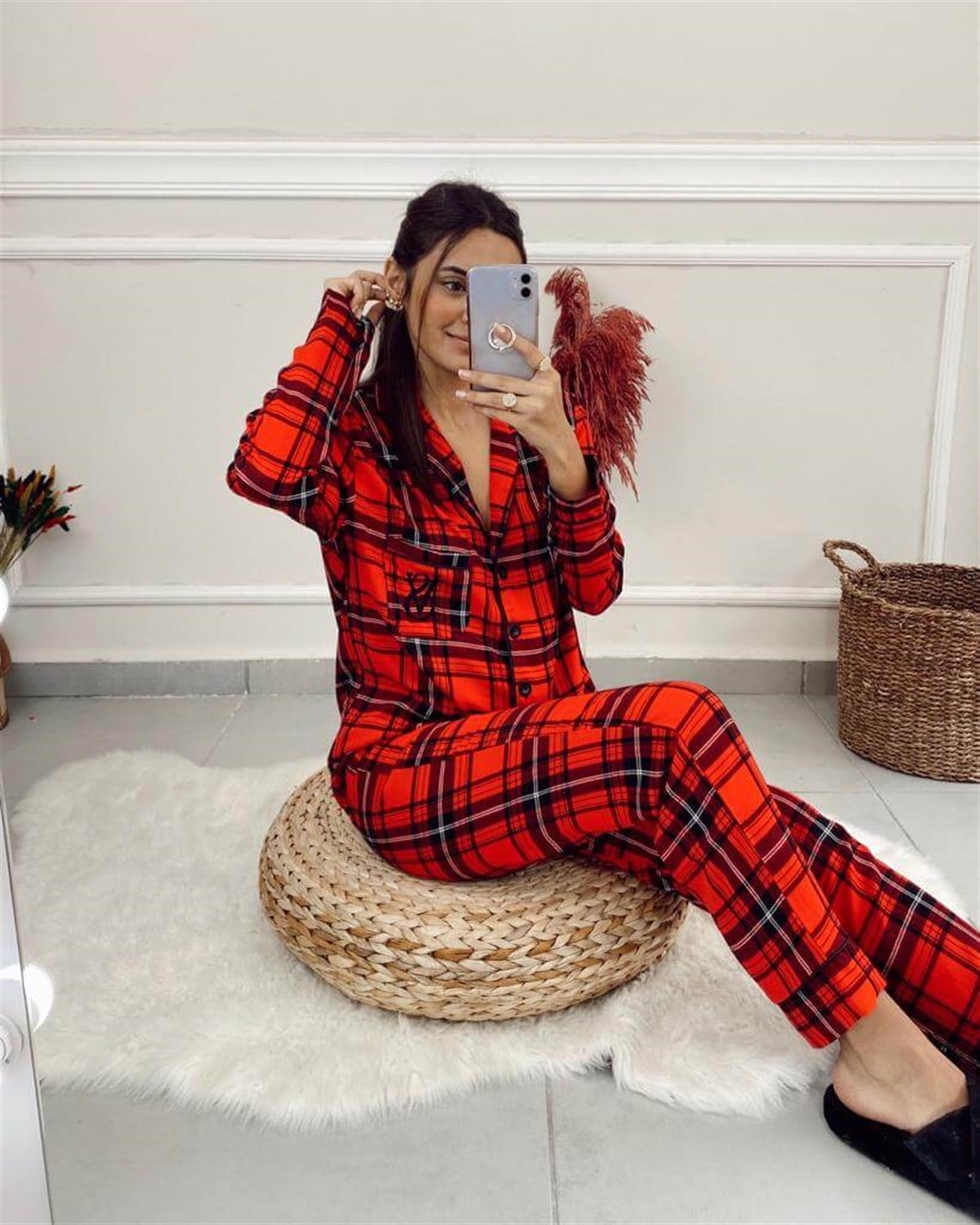 Vs Biyeli Kırmızı Kareli Pijama Takımı