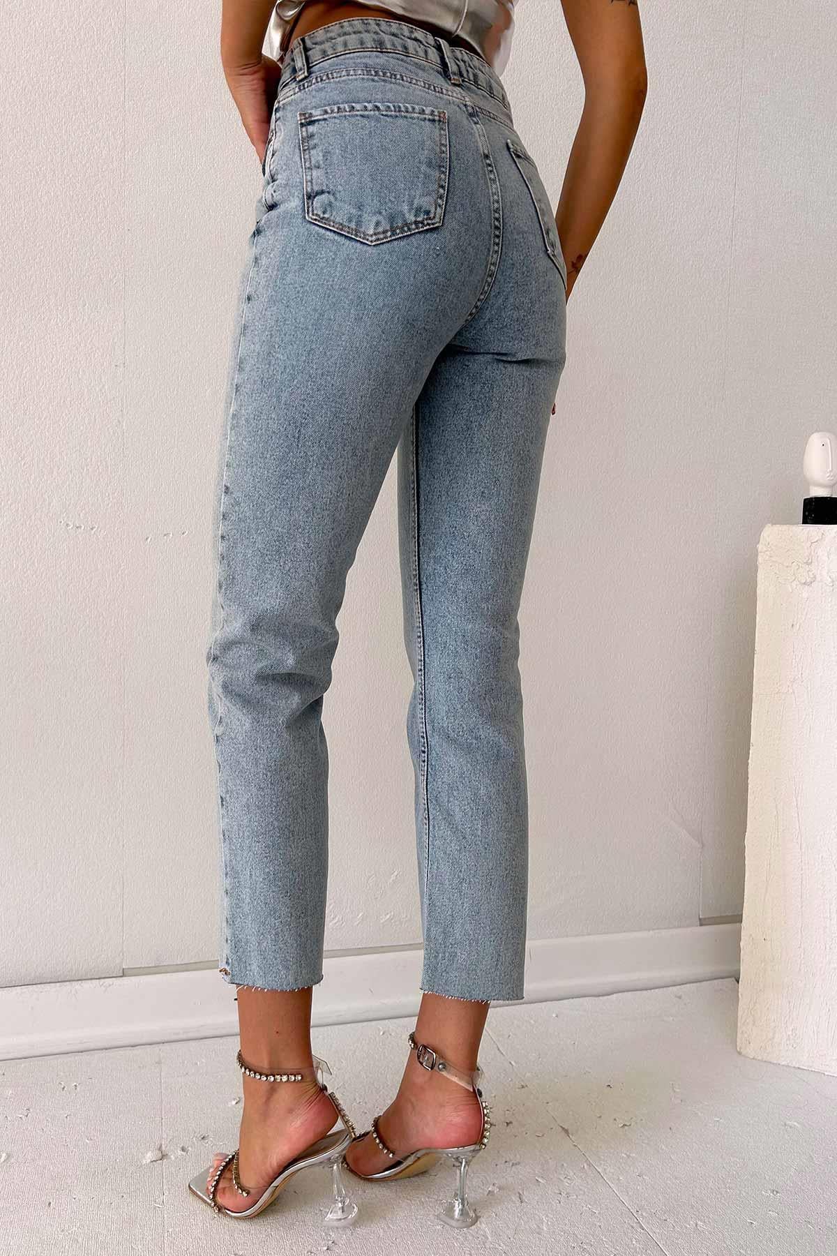 Yüksek Bel Paçası Kesik Mom Jean Kot Pantolon - Buz Mavi
