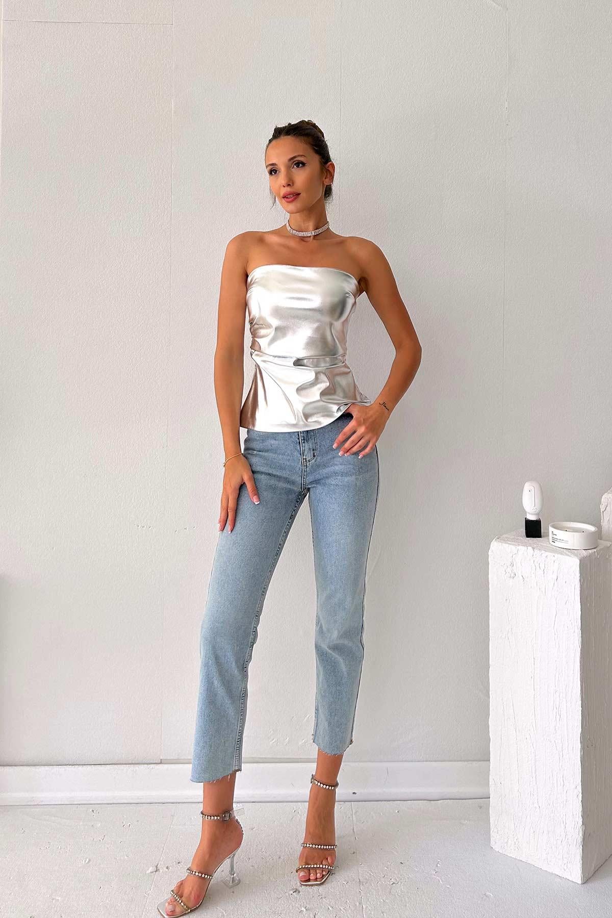 Yüksek Bel Paçası Kesik Mom Jean Kot Pantolon - Buz Mavi