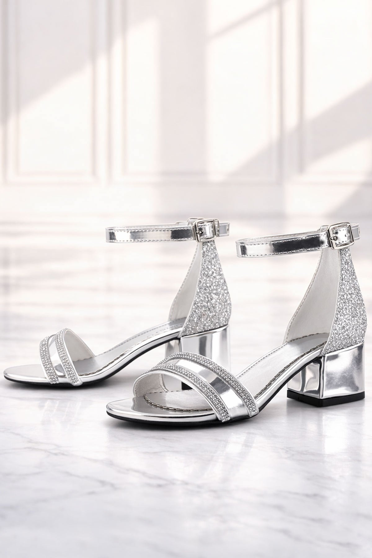 Elsa Silver Mirrored Silvery Thick Heels Shiny Stone Girls' Evening Dresses