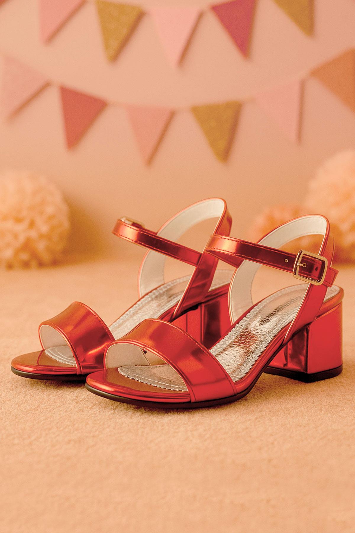 Pony Kırmızı Aynalı Kalın Topuklu Kız Çocuk Abiye Ayakkabı