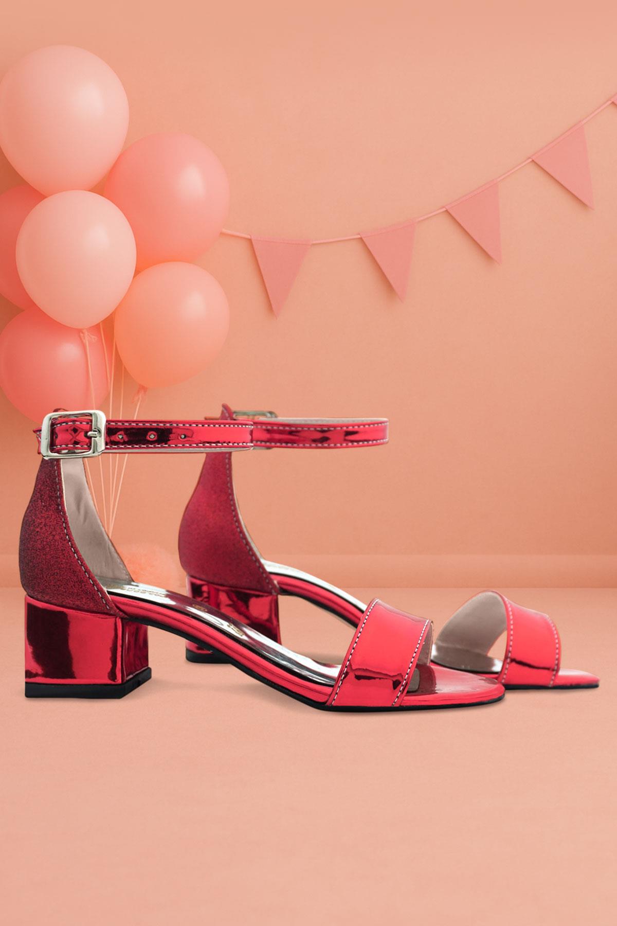 Elsa Kırmızı Aynalı Kalın Topuklu Kız Çocuk Abiye Ayakkabı