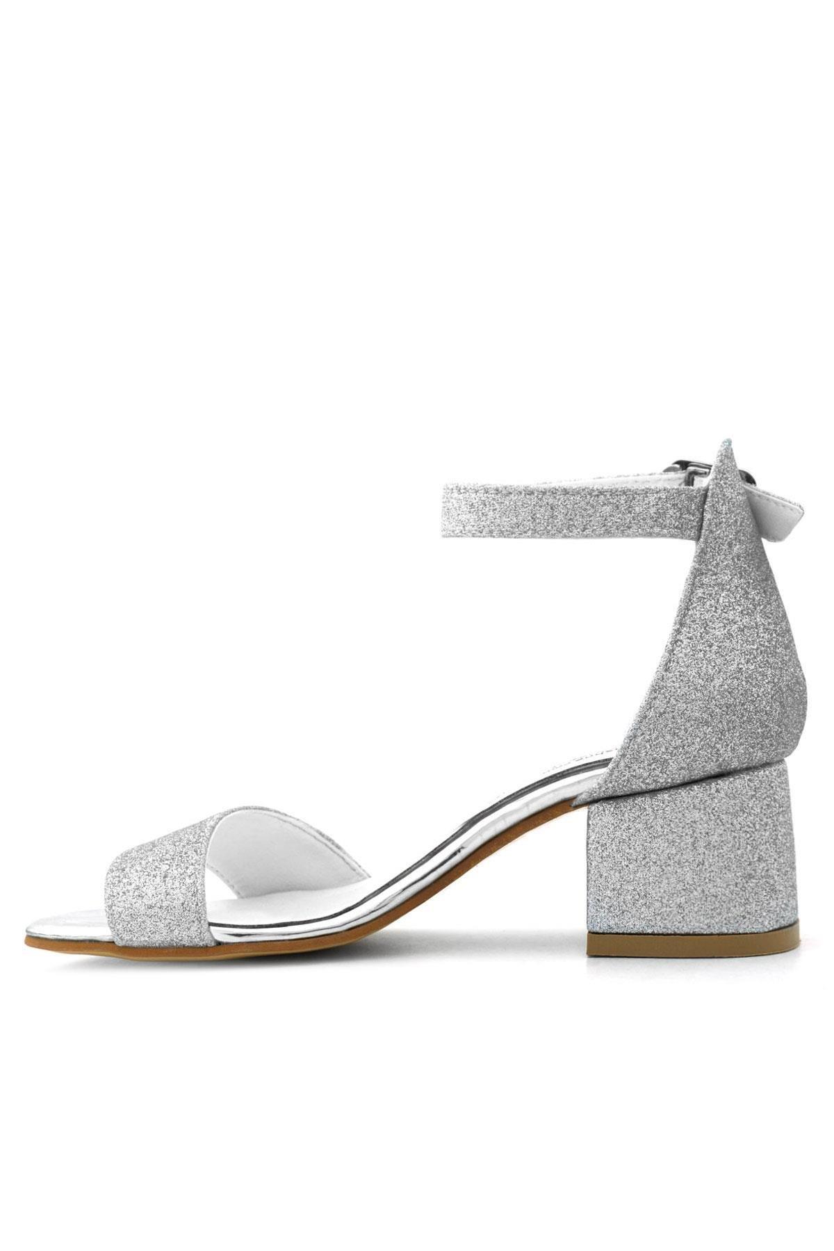 Lilo Simli Gümüş Tek Bantlı Kız Çocuk Topuklu Abiye Ayakkabı