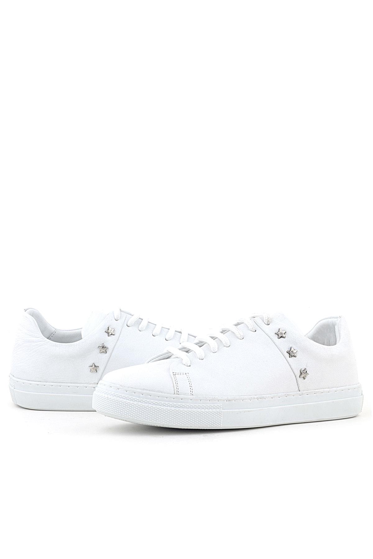 Hakiki Deri Kadın Beyaz Bağcıklı Yıldızlı Sneaker Ayakkabı