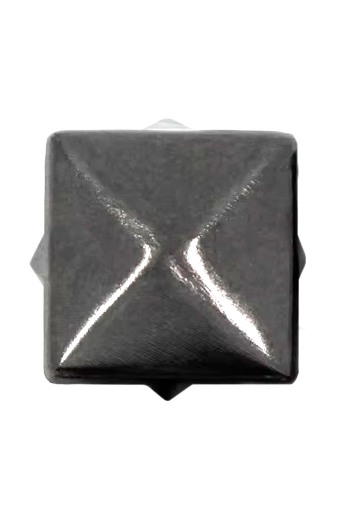 Süs Tırnaklı Platin Çakma Kare Piramit 7 mm 20 Adet Metal Trok