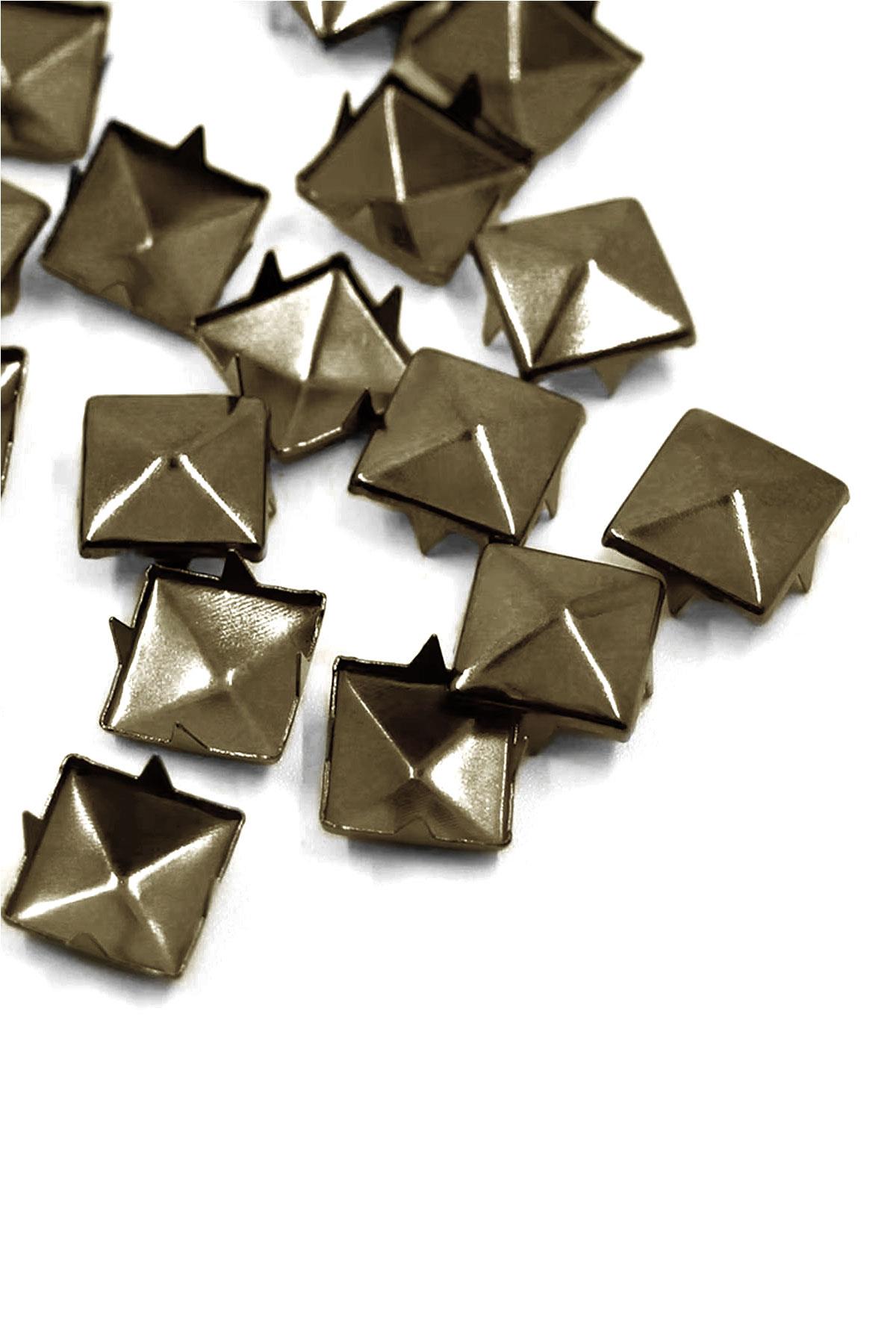 Süs Tırnaklı Antik Renk Çakma Kare Piramit 7 mm 20 Adet Metal Trok