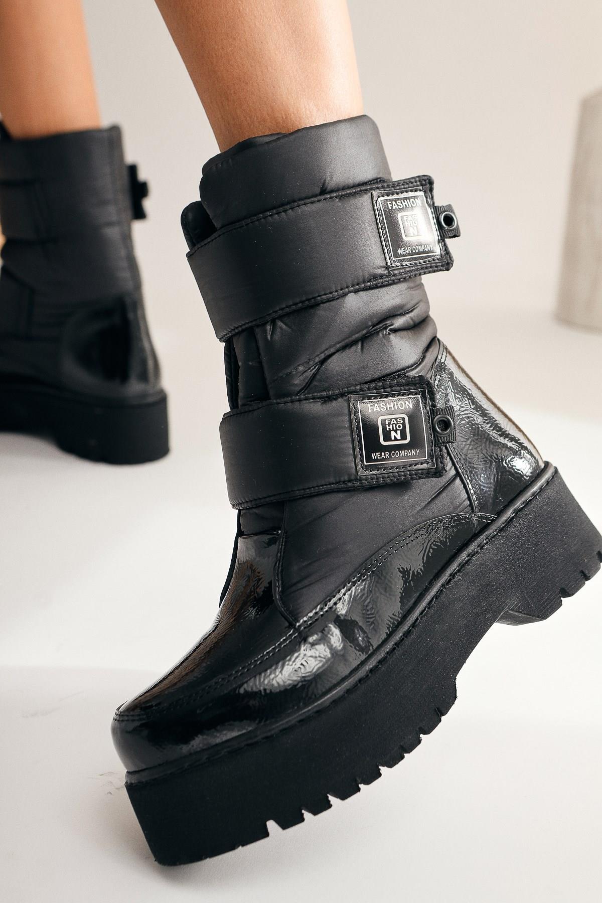 Lubova Siyah Kalın Tabanlı Cırtcırtlı Kar Botu