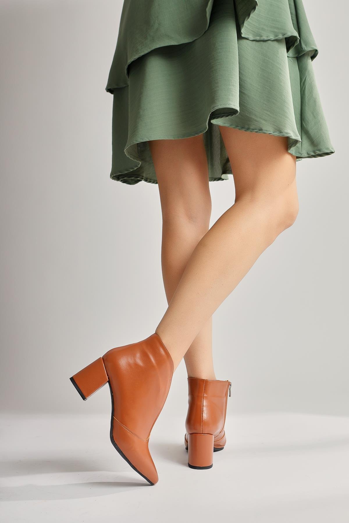 Maria Elena Taba Sivri Burunlu Fermuarlı Topuklu Bot