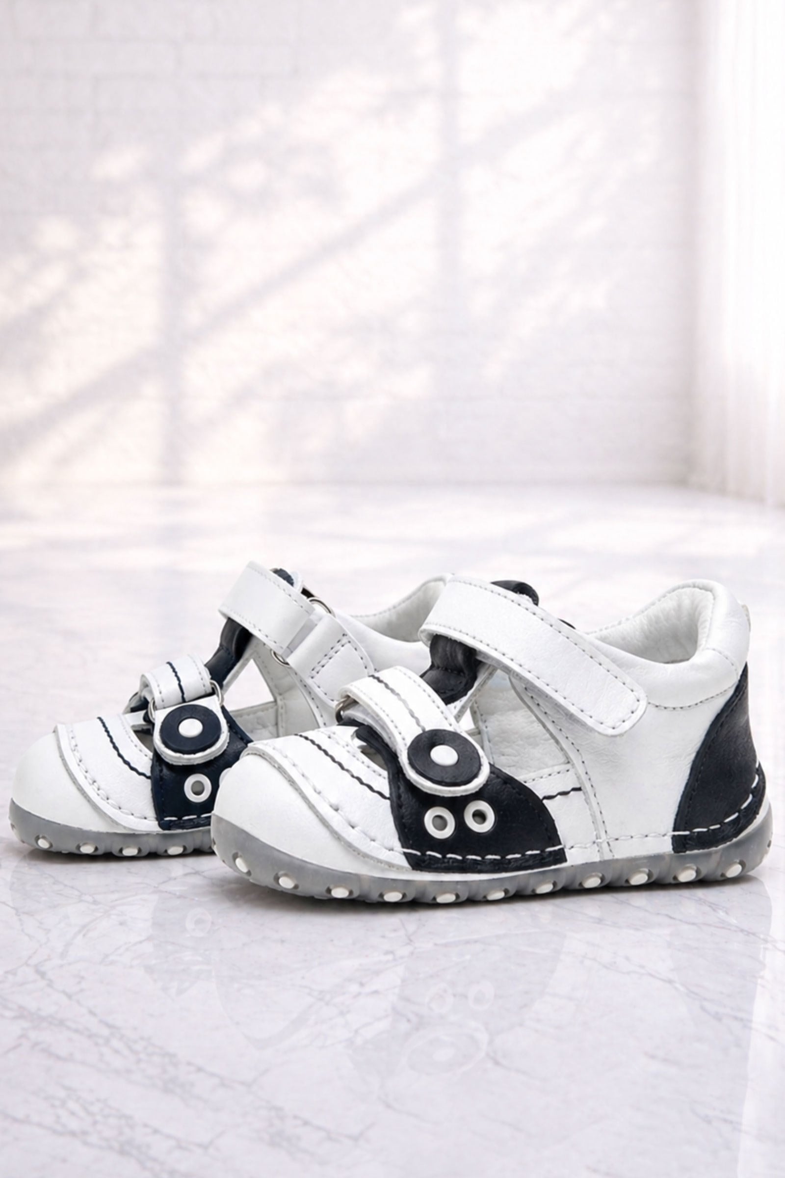 Nino Genuine Leather Black White Shoes Baby Football Team First Step