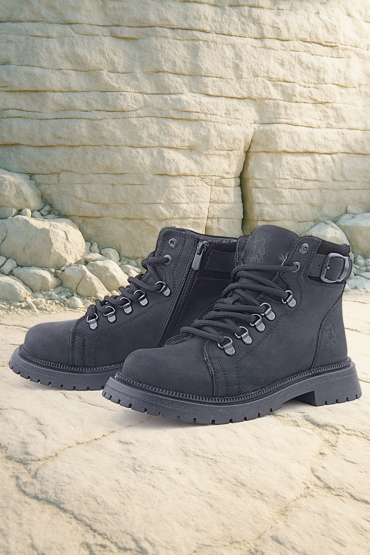 Gerçek Kürklü Hakiki Deri Siyah Nubuk Bağcıklı Fermuarlı Çocuk Kar Botu