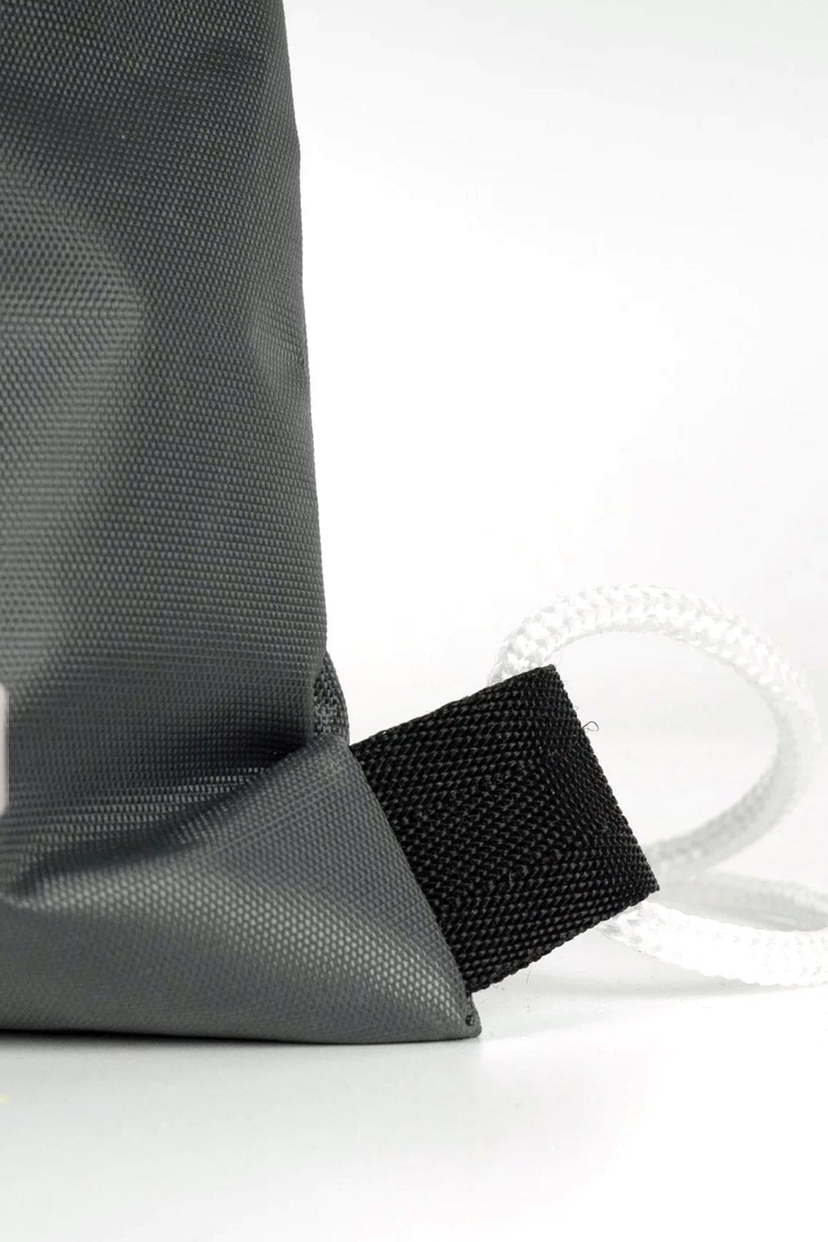 Rakerplus Antrasit 32x45 cm Su Geçirmez Büzgülü Krampon ve Spor Çantası