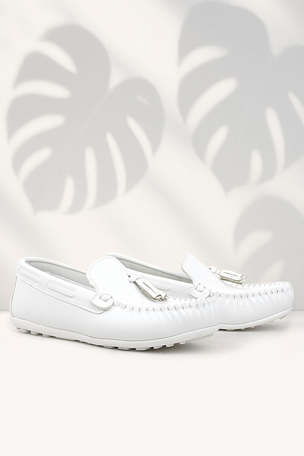 Rakerplus White Moccasin Boys' Shoes