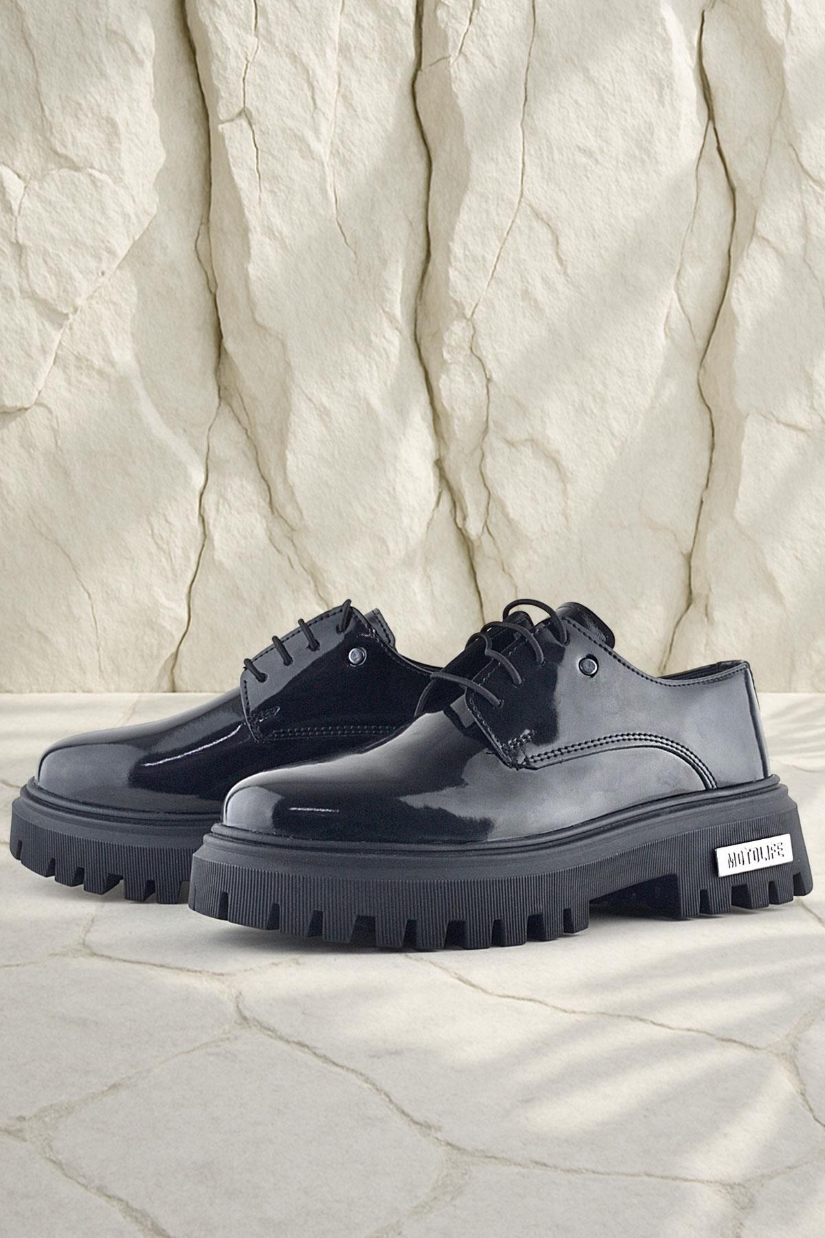 Rakerplus Black Patent Leather Lace-Up Oxford Metal Detailed Casual Shoes