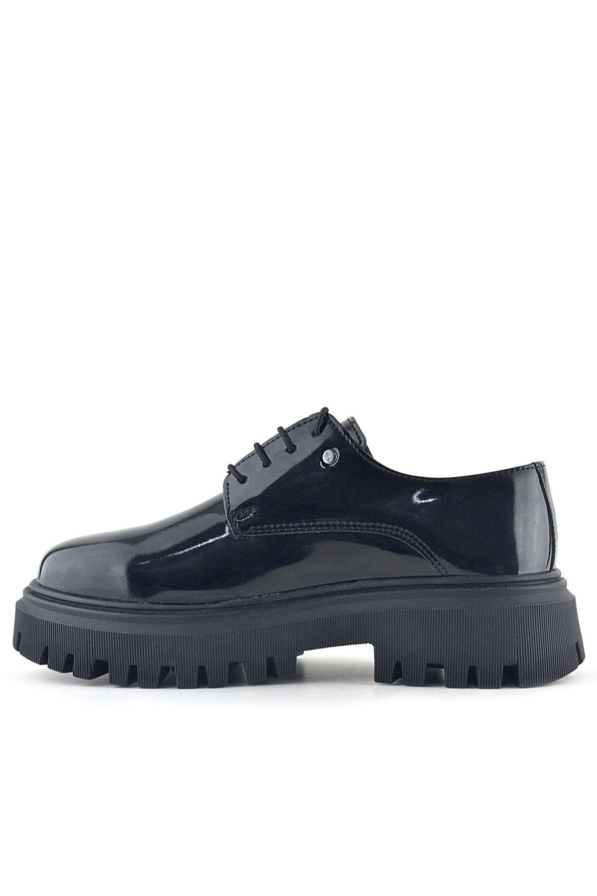 Rakerplus Black Patent Leather Lace-Up Oxford Metal Detailed Casual Shoes