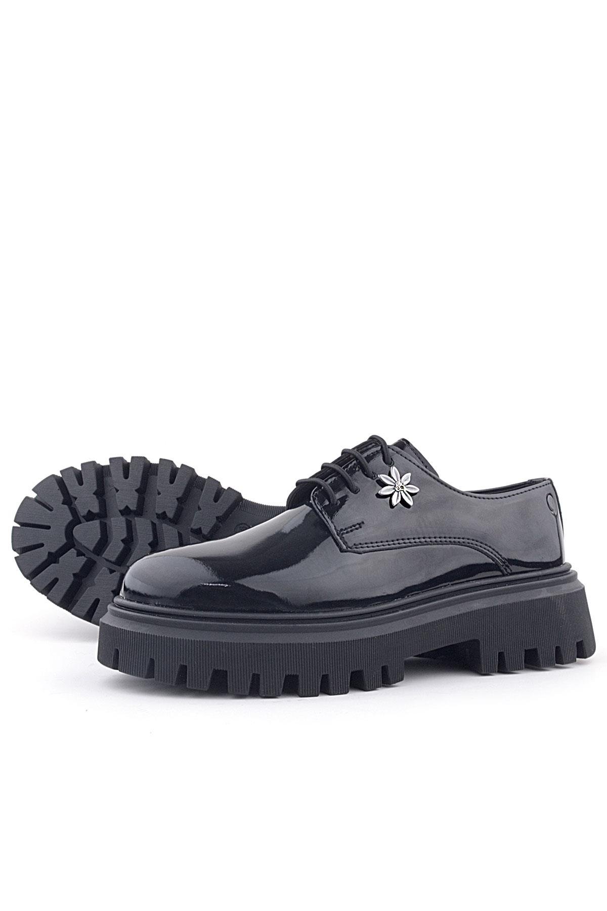Rakerplus Siyah Rugan Bağcıklı Çiçek Detaylı Oxford Günlük Ayakkabı