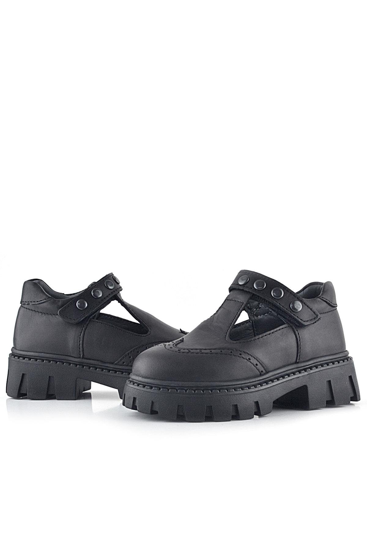 Rakerplus Hakiki Deri Siyah Cırtlı Metal Detaylı Kız Çocuk Günlük Ayakkabı