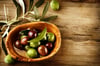 Siyah ve Yeşil Zeytin - Kanvas Tablo
