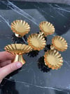 Yaren Style6'lı Gold Metal Dekoratif Papatya Kahve Yanı Sunum Lokumluk6'lı Gold Metal Dekoratif Papatya Kahve Yanı Lokumluk