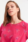 HN2593Büzgülü Baskılı T-Shirt