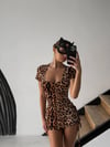 Fantazi Elbise-Leopar Desenli Sırt Dekolteli Elbise