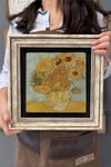 Oscar Stone Decor Çerçeveli Tablo Taş Duvar Dekoru 30 X 30 Cm Van Gogh Saksıda Ay Çiçekleri