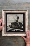 Oscar Stone Decor Çerçeveli Tablo Taş Duvar Dekoru 30 X 30 Cm Atatürk Arabada