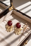 Bordo Taşlı Gold Püsküllü Sallantılı Küpe