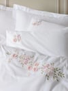 Cotton Box 3D Nakışlı Çift Kişilik Saten Nevresim Takımı Floret Beyaz