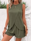 Kadın Kolsuz Yakalı önden Asimetrık Kesim Detaylı Viskon Bluz Ve Sort Ikili Takım